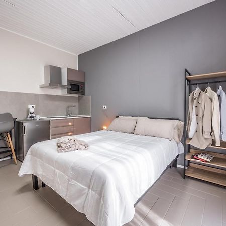 Suite 649 Mono Con Terrazzo Modena Exterior foto