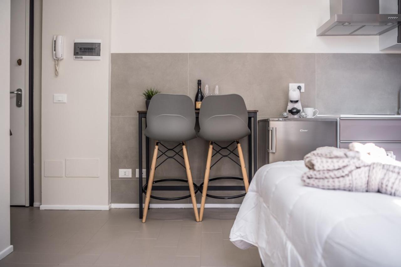 Suite 649 Mono Con Terrazzo Modena Exterior foto
