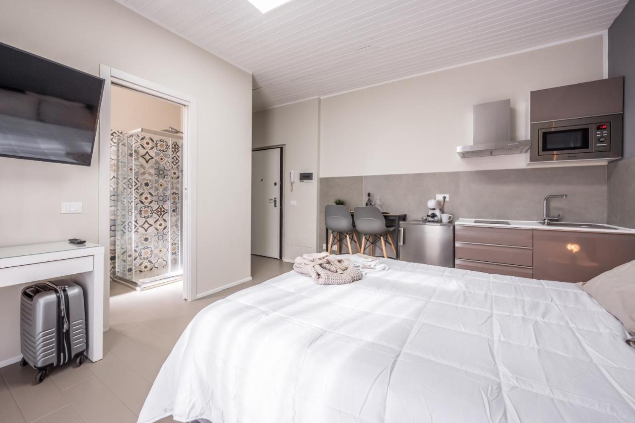 Suite 649 Mono Con Terrazzo Modena Exterior foto
