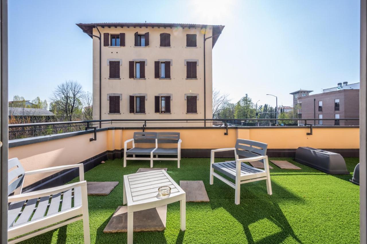 Suite 649 Mono Con Terrazzo Modena Exterior foto